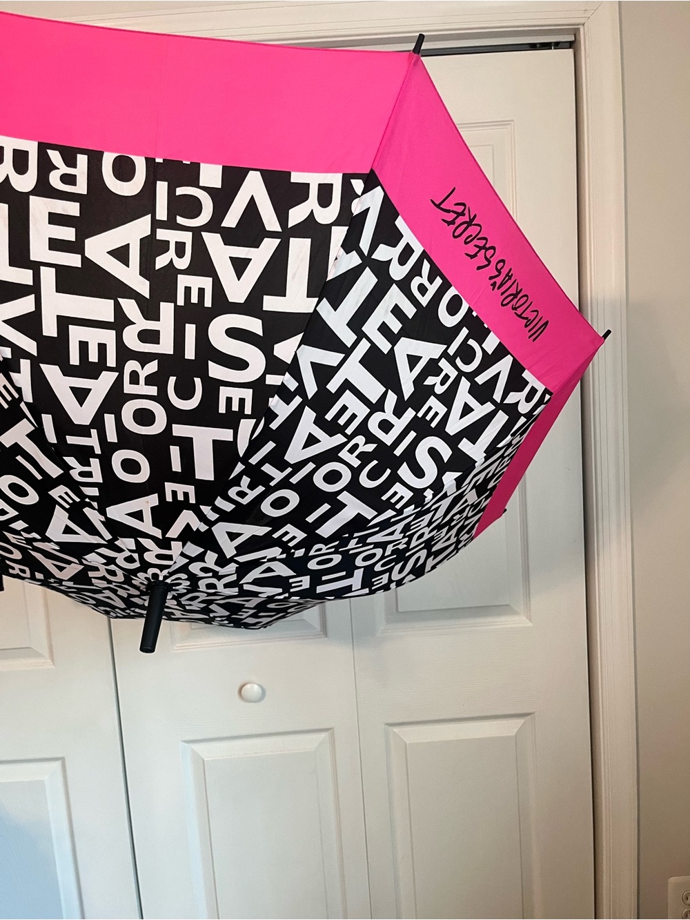 Victoria's Secret Black, White & Hot Pink Logo Umbrella - Picture 5 of 6